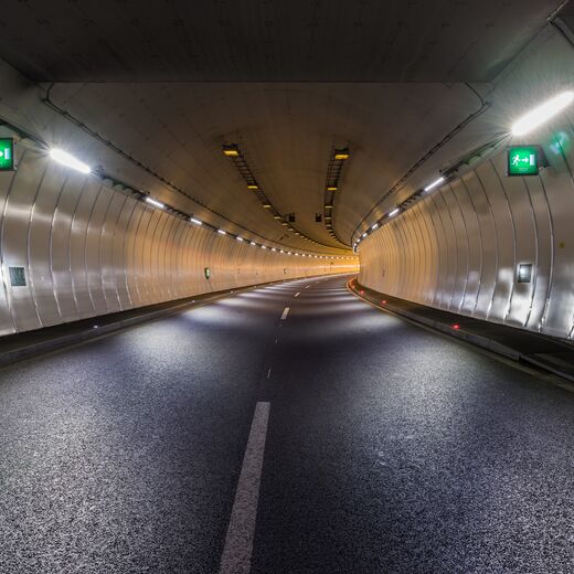 Notausgang im Tunnel